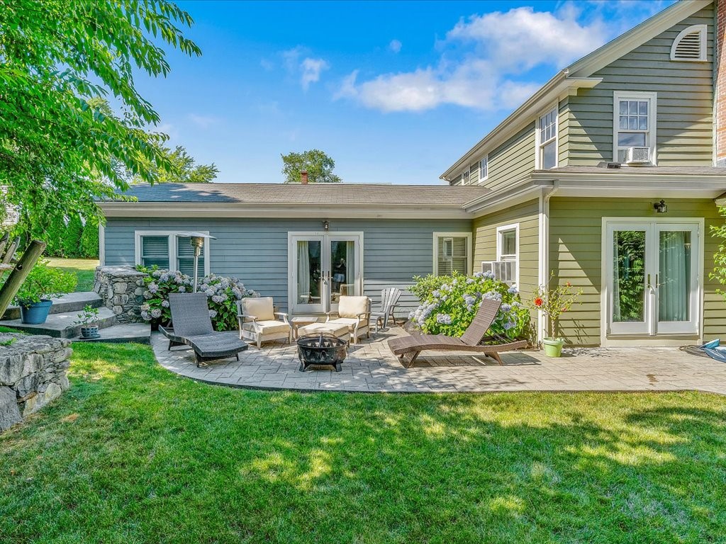 21 Hall Street Warwick, RI 02818 - Photo 19 of 23