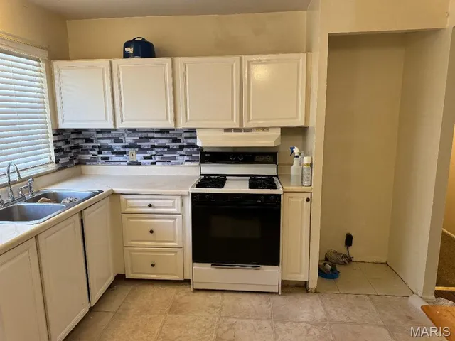 $185,000 | 3230 Churchill Drive, Florissant, MO 63033