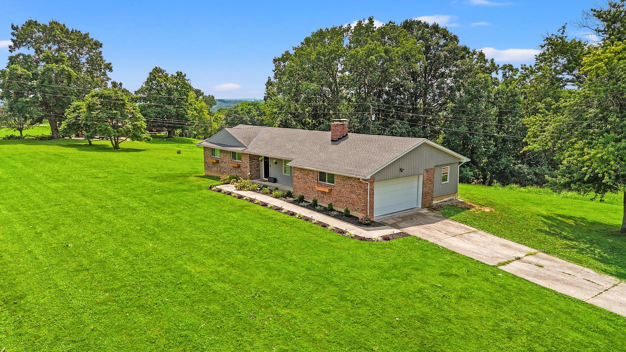 1182 Siry Road California, KY 41007 - Photo 23 of 30 DJI_20260813144711_0153_D