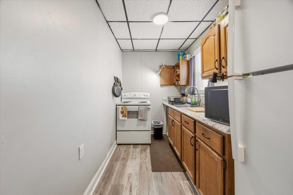 73 College Street Lewiston, ME 04240 - Photo 16 of 45 Kitchen