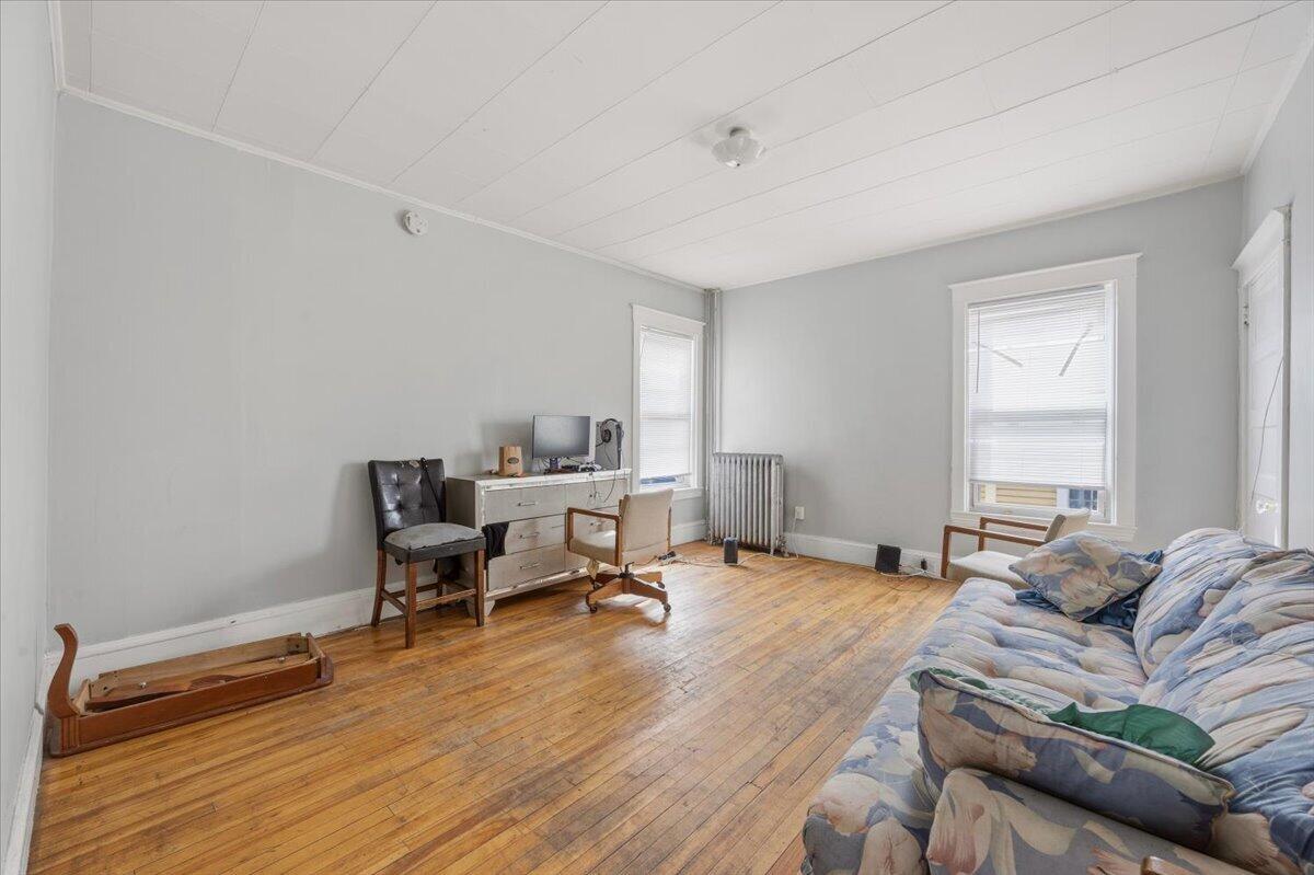 73 College Street Lewiston, ME 04240 - Photo 20 of 45 Living Room