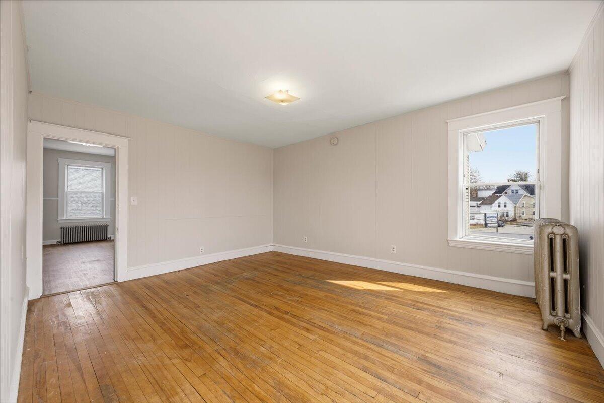 73 College Street Lewiston, ME 04240 - Photo 25 of 45 Living Room