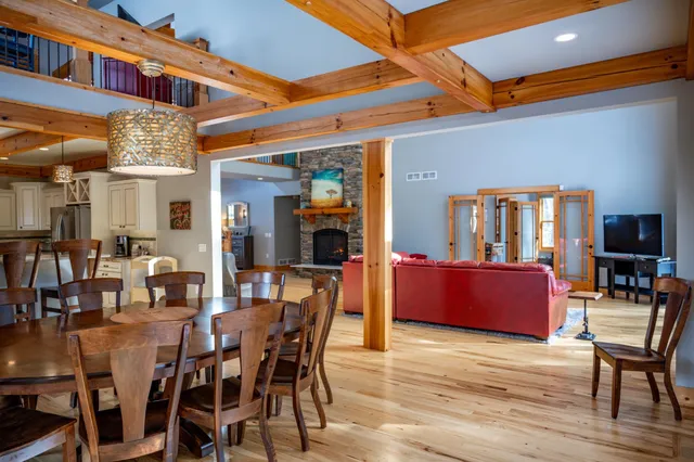 $1,974,000 | 1885 Dakota Junction, Friendship, WI 53934