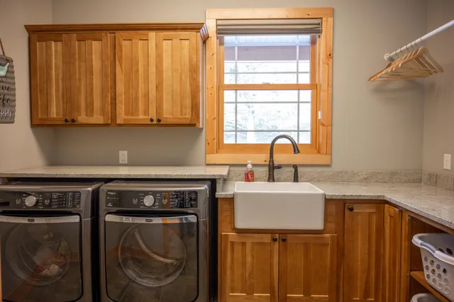 $1,974,000 | 1885 Dakota Junction, Friendship, WI 53934