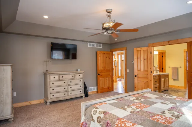 $1,974,000 | 1885 Dakota Junction, Friendship, WI 53934