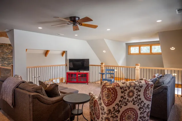 $1,974,000 | 1885 Dakota Junction, Friendship, WI 53934