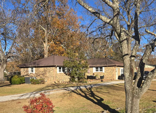a view of a outdoor space
