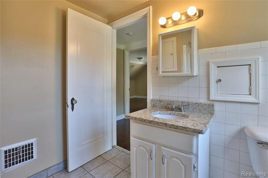 3205 John R Street Trenton, MI 48183 - Photo 17 of 24