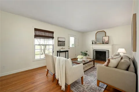 $310,000 | 5005 Sycamore Drive, Roeland Park, KS 66205