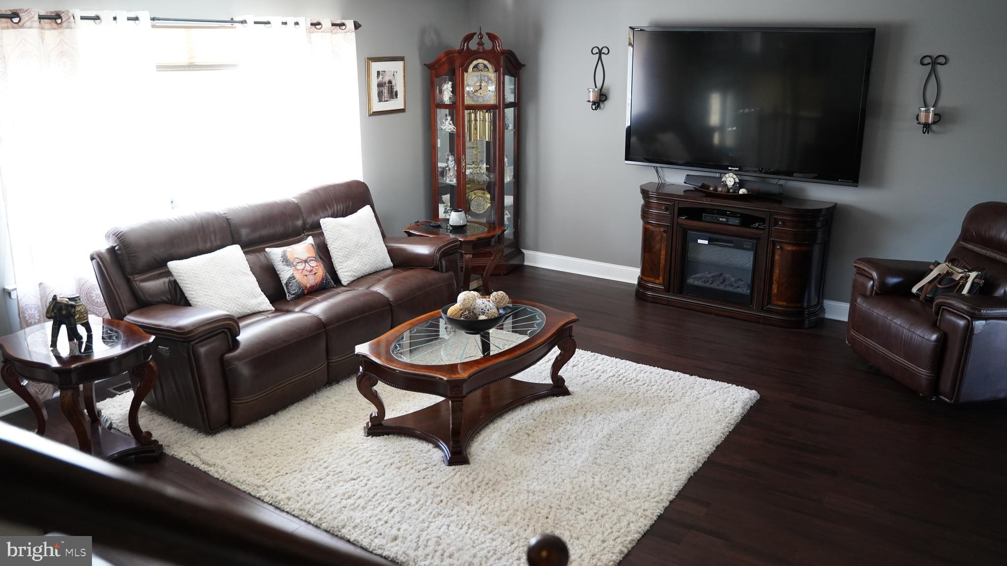 485 Woodhaven Road Philadelphia, PA 19116 - Photo 5 of 35 Gallery Image 5