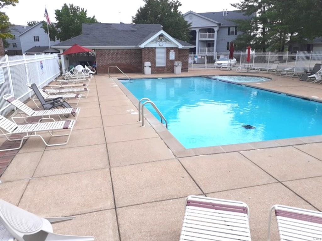 4539 Little Rock Road, Unit F St. Louis, MO 63128 - Photo 3 of 20 Gallery Image 3