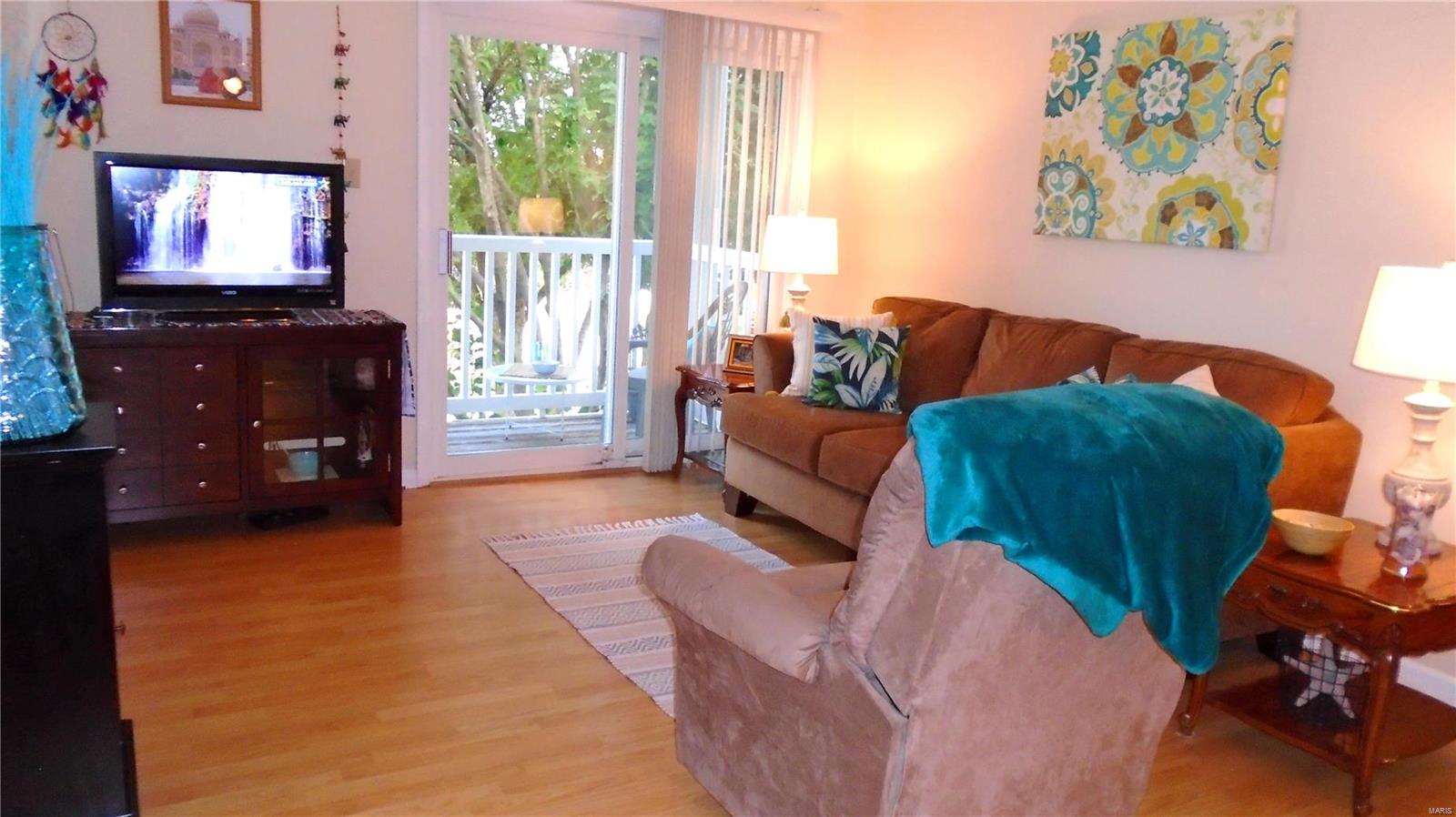4539 Little Rock Road, Unit F St. Louis, MO 63128 - Photo 6 of 20 Gallery Image 6