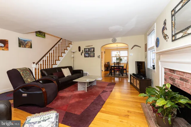 $2,500 | 52 Woodbine Road, Havertown, PA 19083