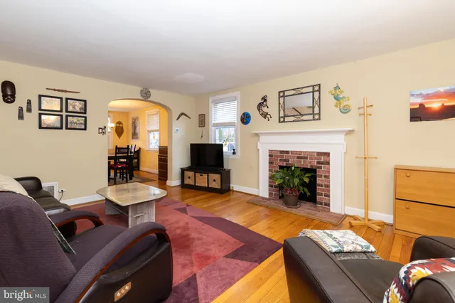 $2,500 | 52 Woodbine Road, Havertown, PA 19083