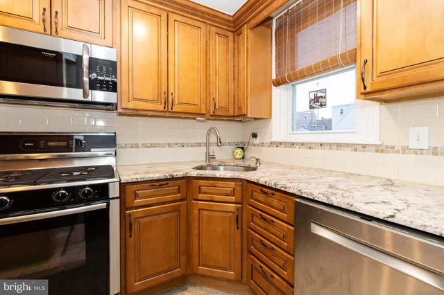 $2,500 | 52 Woodbine Road, Havertown, PA 19083