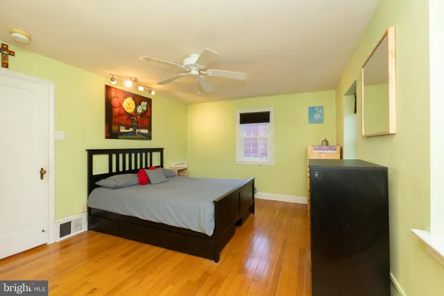 $2,500 | 52 Woodbine Road, Havertown, PA 19083