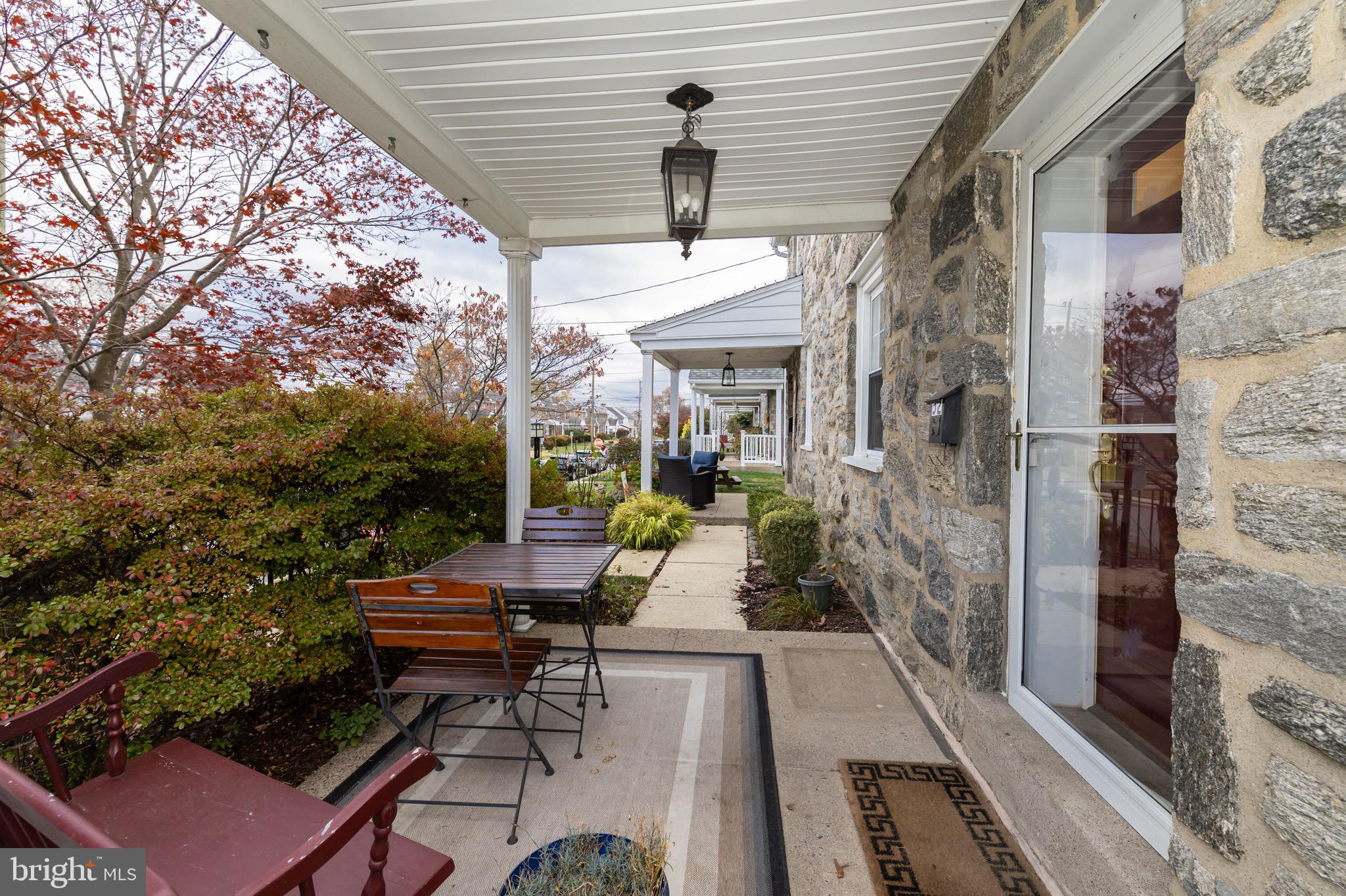 52 Woodbine Road Havertown, PA 19083 - Photo 6 of 38