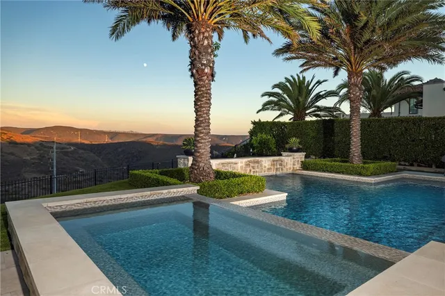 a view of a yard with a patio