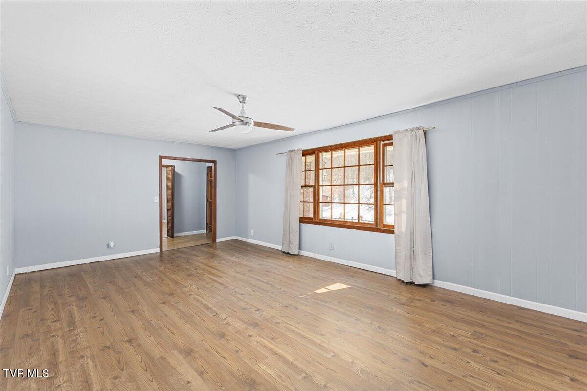 408 Miller Road Trade, TN 37691 - Photo 9 of 42 10-128A1536