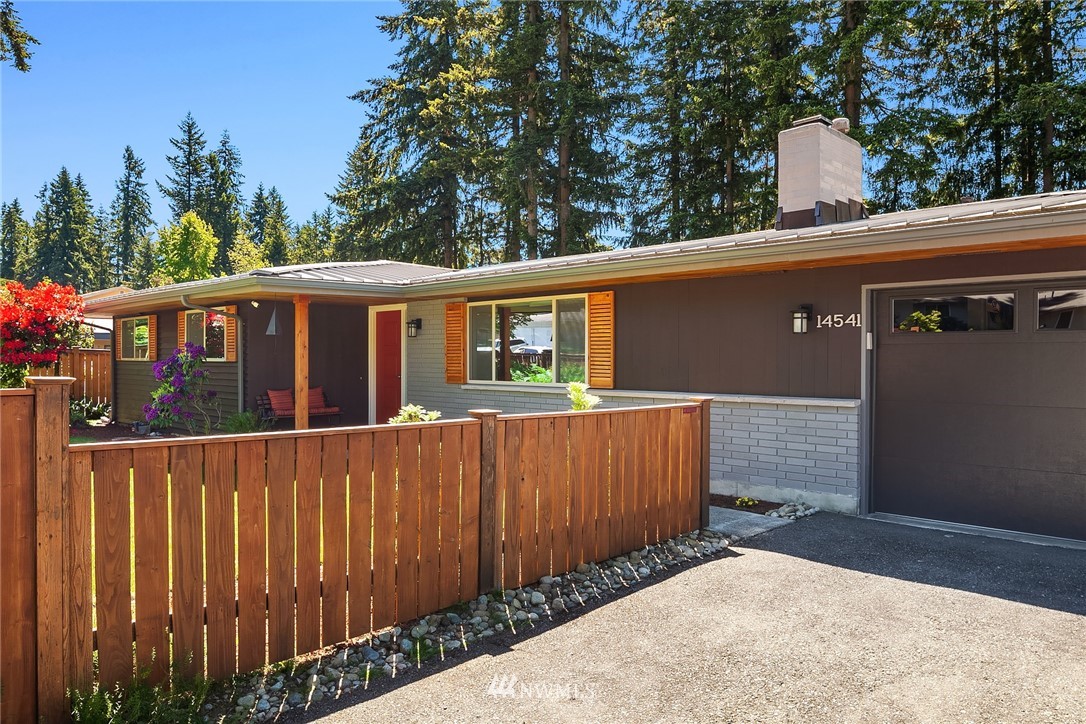 14541 167th Place Southeast Renton, WA 98059 - Photo 2 of 36 Gallery Image 2