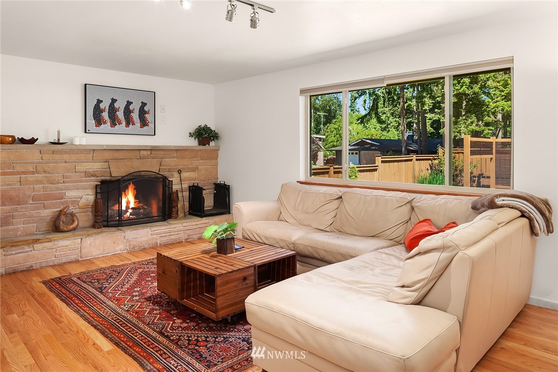 14541 167th Place Southeast Renton, WA 98059 - Photo 12 of 36 Gallery Image 12
