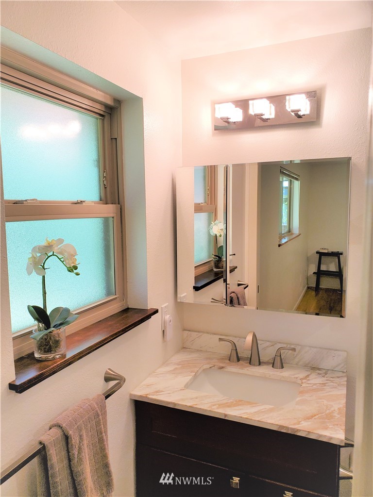 14541 167th Place Southeast Renton, WA 98059 - Photo 20 of 36 Gallery Image 20