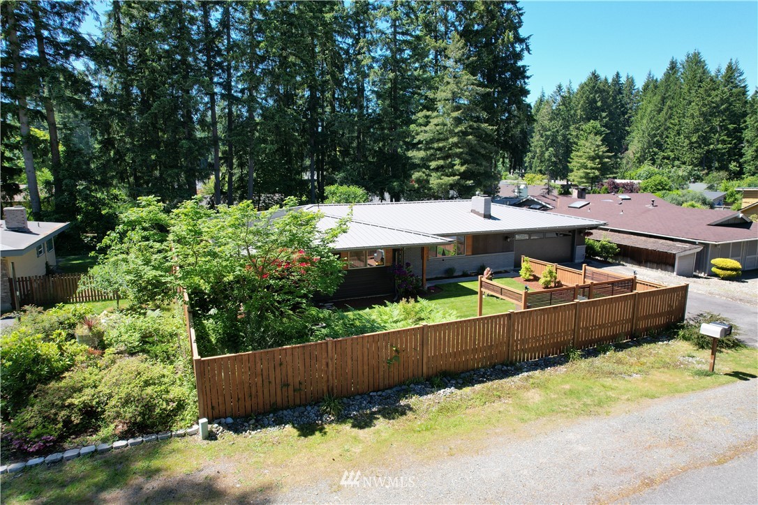 14541 167th Place Southeast Renton, WA 98059 - Photo 3 of 36 Gallery Image 3