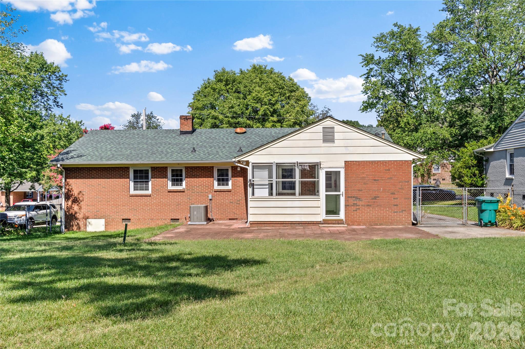 1604 Grantham Drive High Point, NC 27265 - Photo 30 of 33