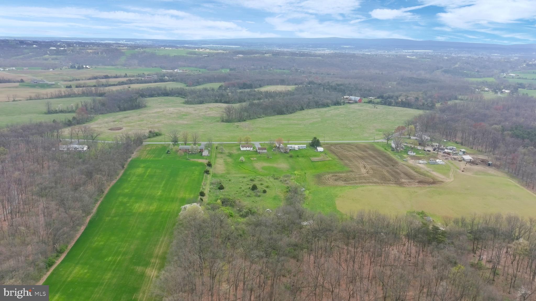 2991 Jacks Mill Road Chambersburg, PA 17202 - Photo 4 of 7 Gallery Image 4