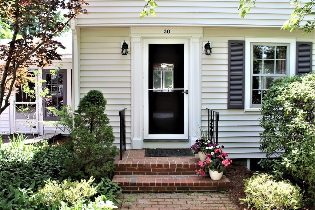 30 Cedar Street Hanover, MA 02339 - Photo 4 of 21