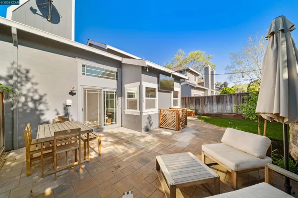 $1,268,000 | 300 Bridgeside Circle, Danville, CA 94506