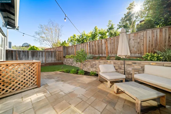 $1,268,000 | 300 Bridgeside Circle, Danville, CA 94506