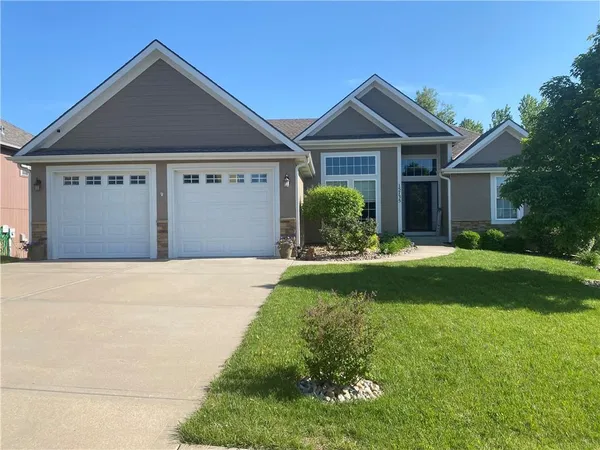 $450,000 | 15735 Northwest Morgan Street, Platte City, MO 64079