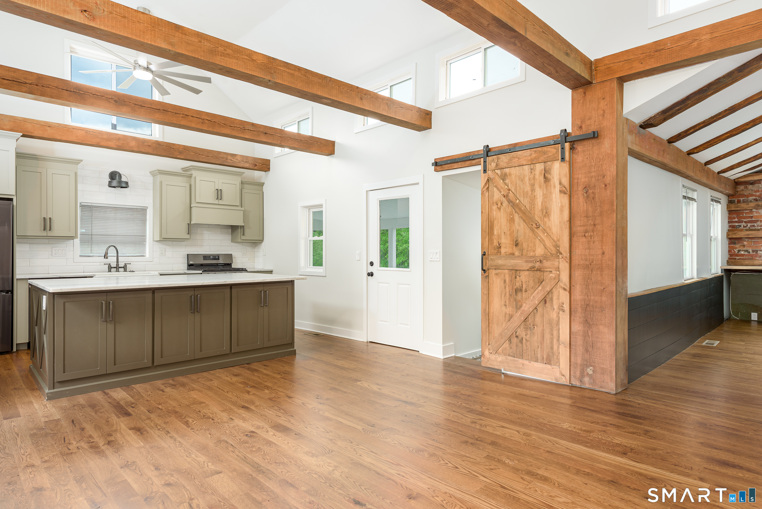 560 Manchester Road Glastonbury, CT 06033 - Photo 6 of 38