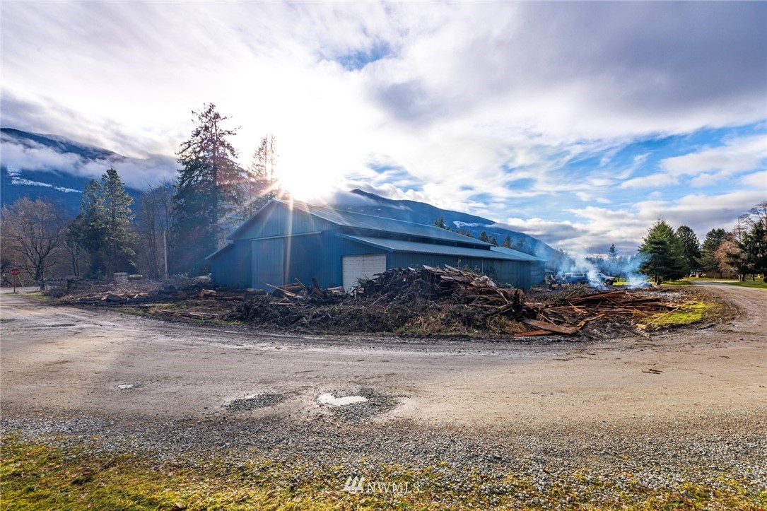 39701 Cape Horn Road Concrete, WA 98237 - Photo 14 of 38 Gallery Image 14