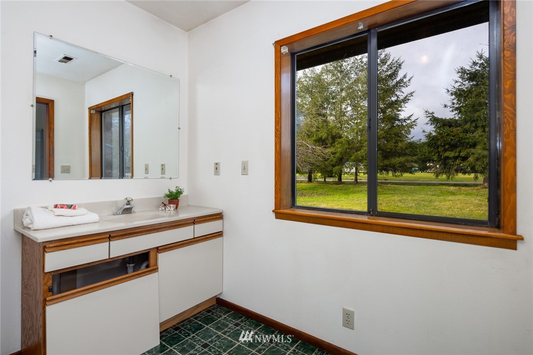 39701 Cape Horn Road Concrete, WA 98237 - Photo 18 of 38 Gallery Image 18