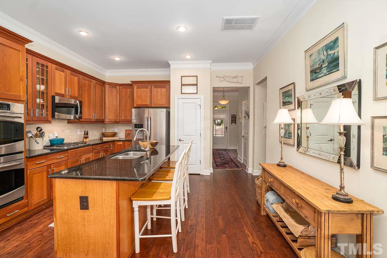 1416 Rodessa Run Raleigh, NC 27607 - Photo 9 of 25