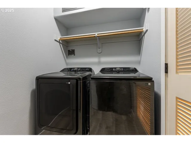 $279,999 | 7902 Northeast Miriam Way, Hillsboro, OR 97006