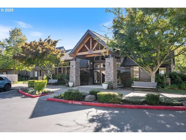 $279,999 | 7902 Northeast Miriam Way, Hillsboro, OR 97006