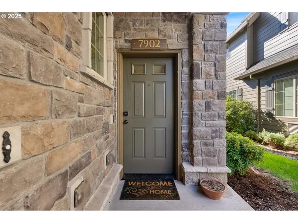 $279,999 | 7902 Northeast Miriam Way, Hillsboro, OR 97006