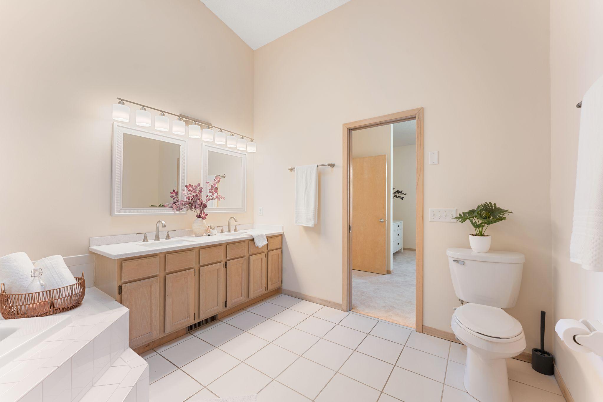 8945 Hilloway Road Eden Prairie, MN 55347 - Photo 35 of 61