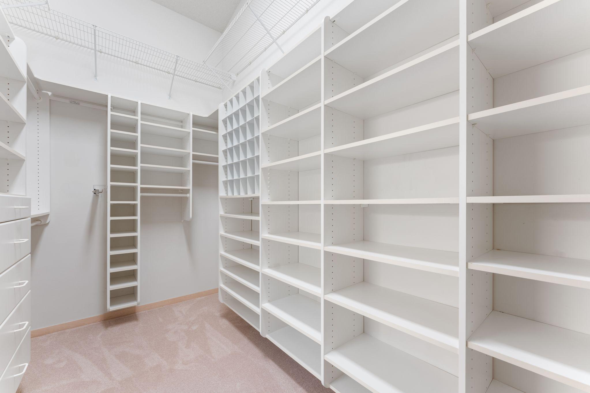 8945 Hilloway Road Eden Prairie, MN 55347 - Photo 37 of 61