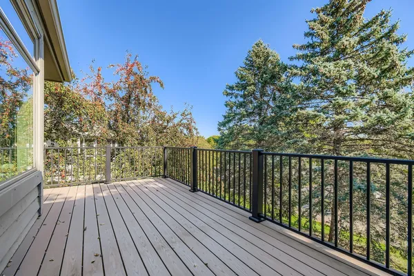 $624,900 | 8945 Hilloway Road, Eden Prairie, MN 55347