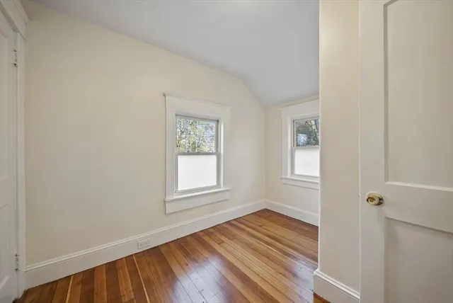 $499,999 | 35 Thissell Avenue, Dracut, MA 01826