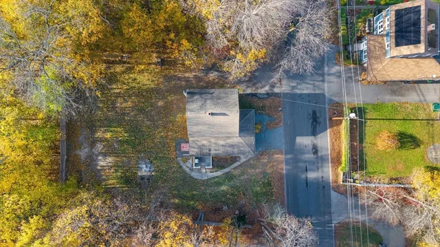 $499,999 | 35 Thissell Avenue, Dracut, MA 01826