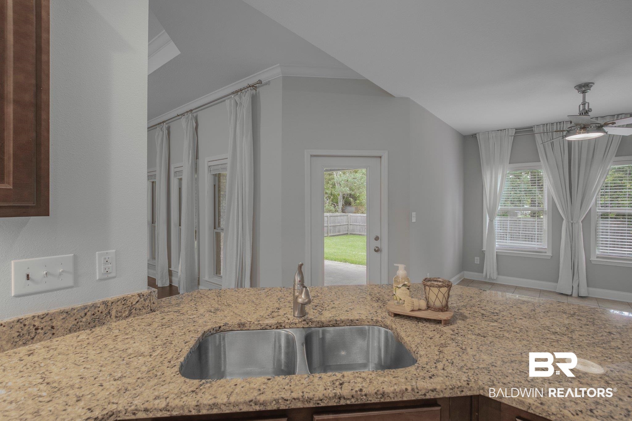 11909 Alabaster Drive Daphne, AL 36526 - Photo 14 of 41