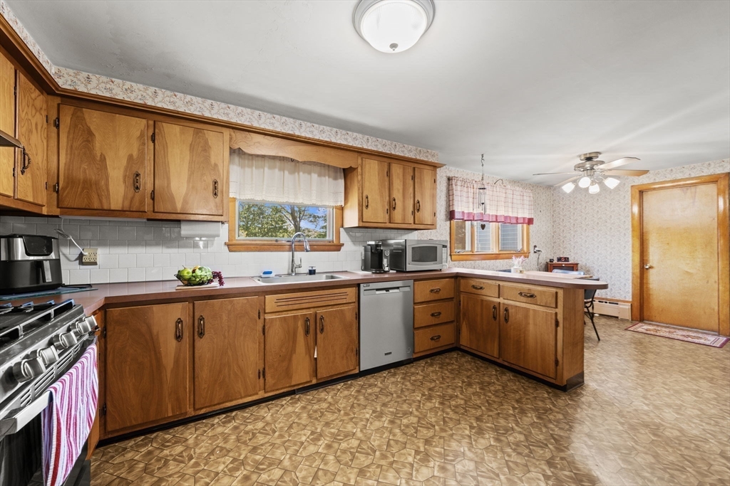 111 Hamilton Street Saugus, MA 01906 - Photo 2 of 28