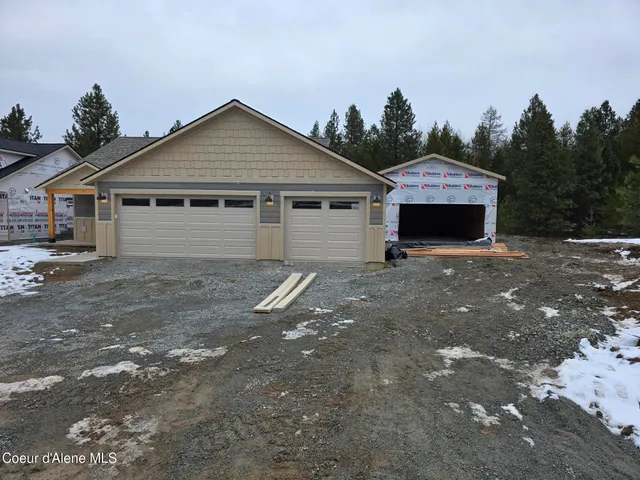$549,900 | 880 East Valley Street South, Oldtown, ID 83822