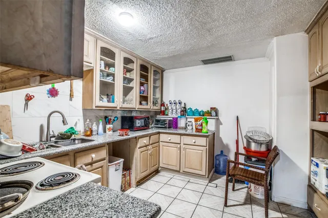 $2,175,000 | 6820 Winfield Road, Houston, TX 77050