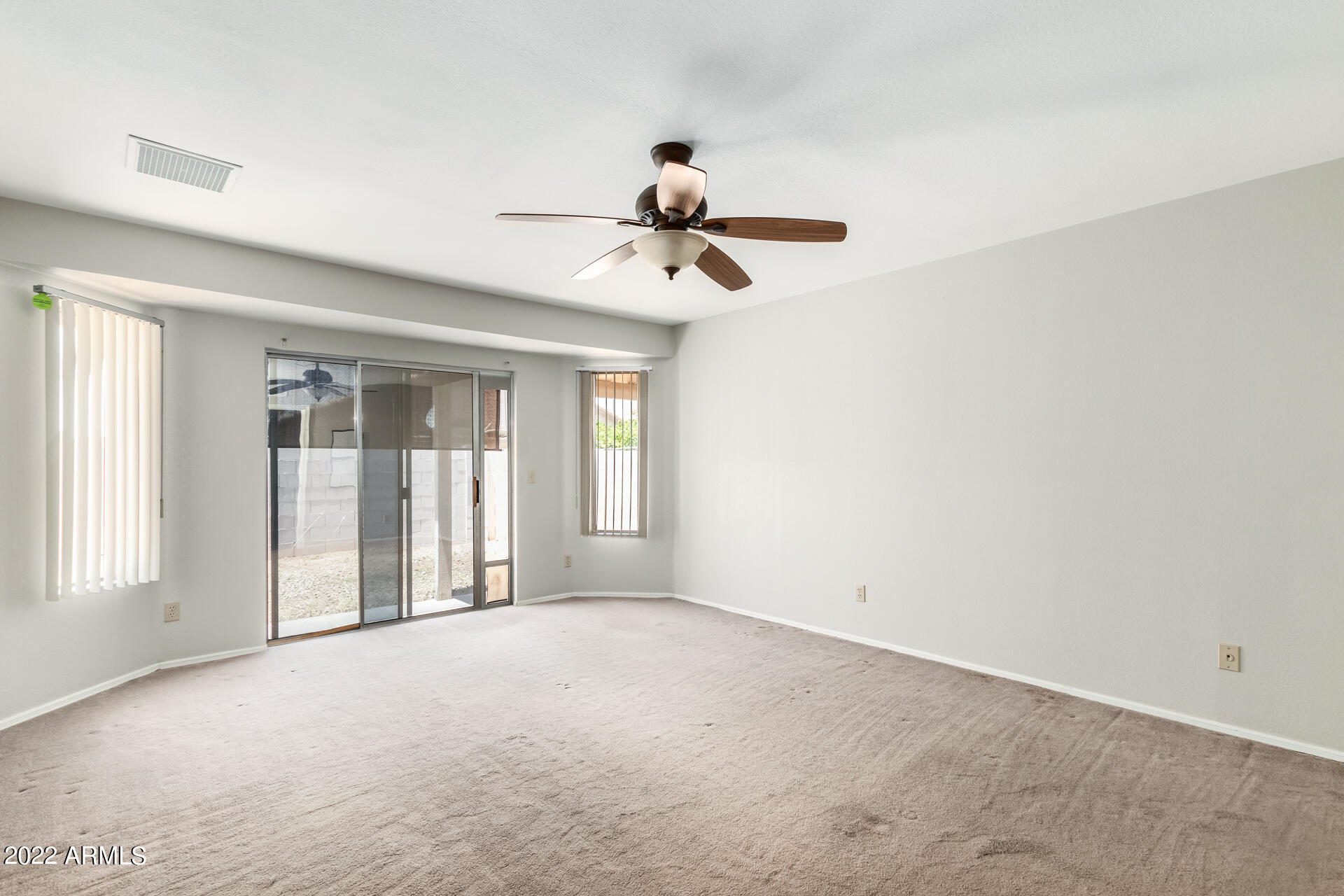 744 South Riata Street Gilbert, AZ 85296 - Photo 16 of 33 15 - Riata